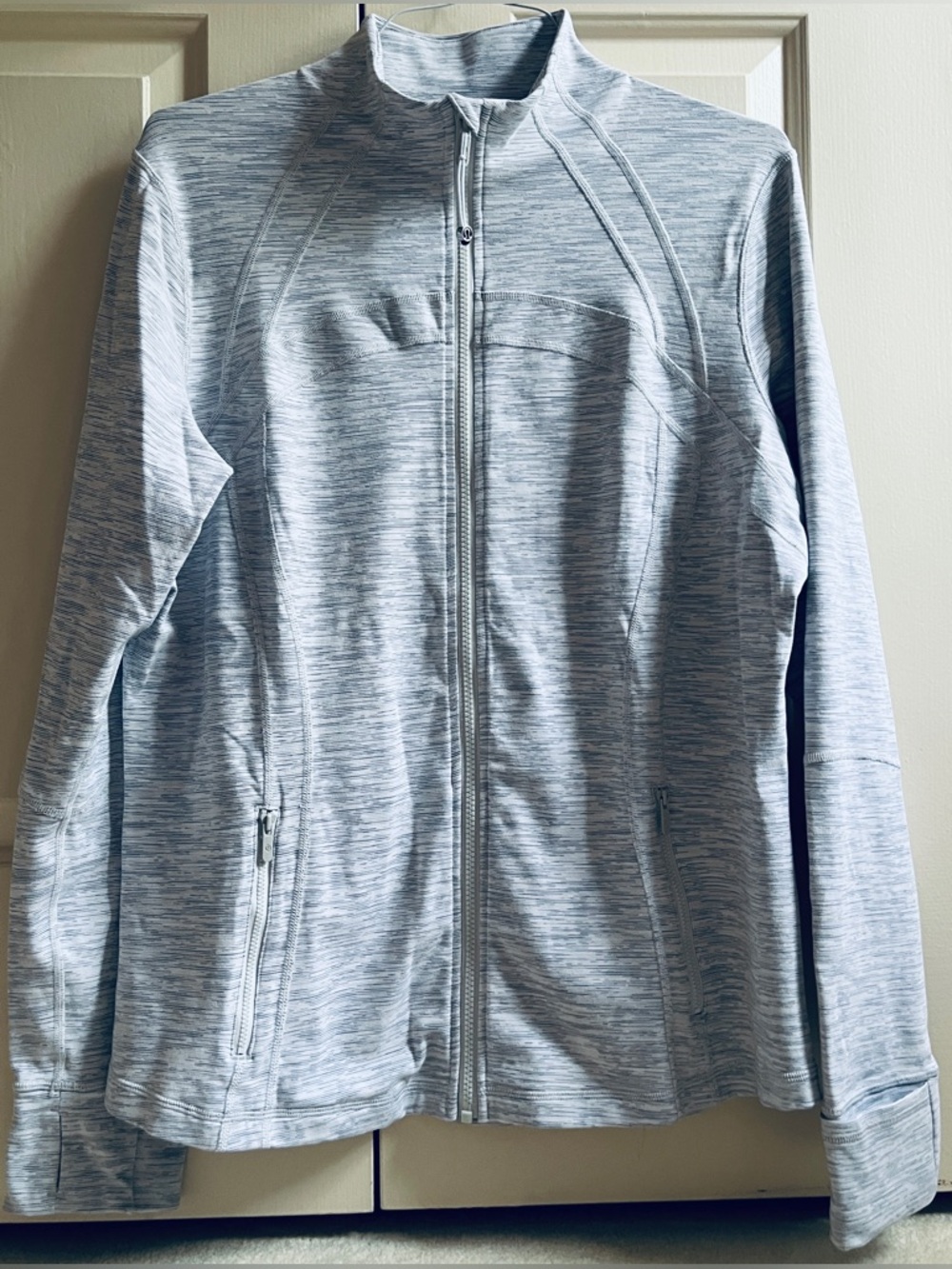 🍒LULULEMON sz 20 DEFINE JACKET Wee Are From Space Ice Gray/Alpine White *LUON